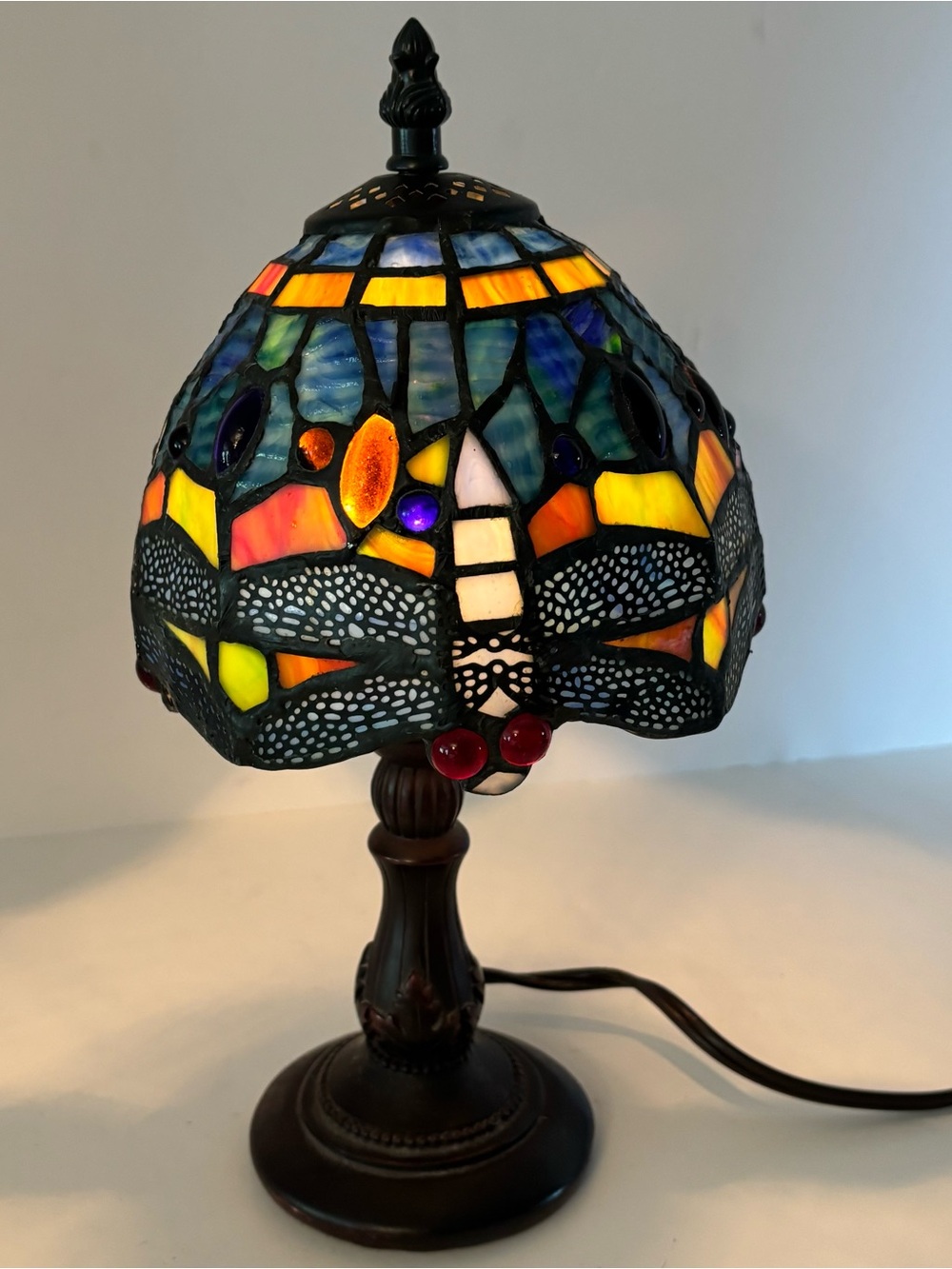 Tiffany Style Stained Glass Lamp Dragonfly Table Boudoir Vintage 12” Cottagecore